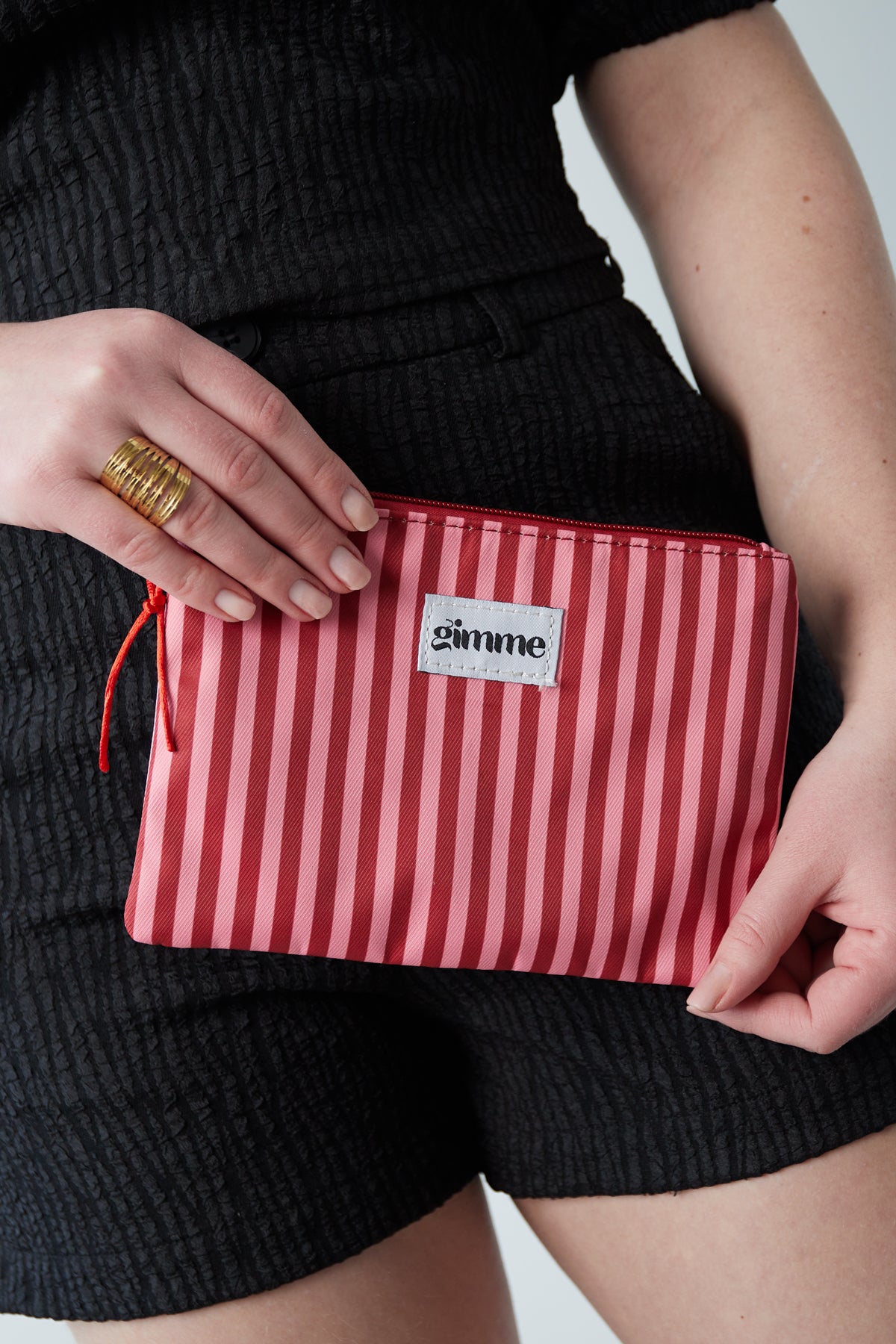 Flat toiletry bag thin stripe - Pink red