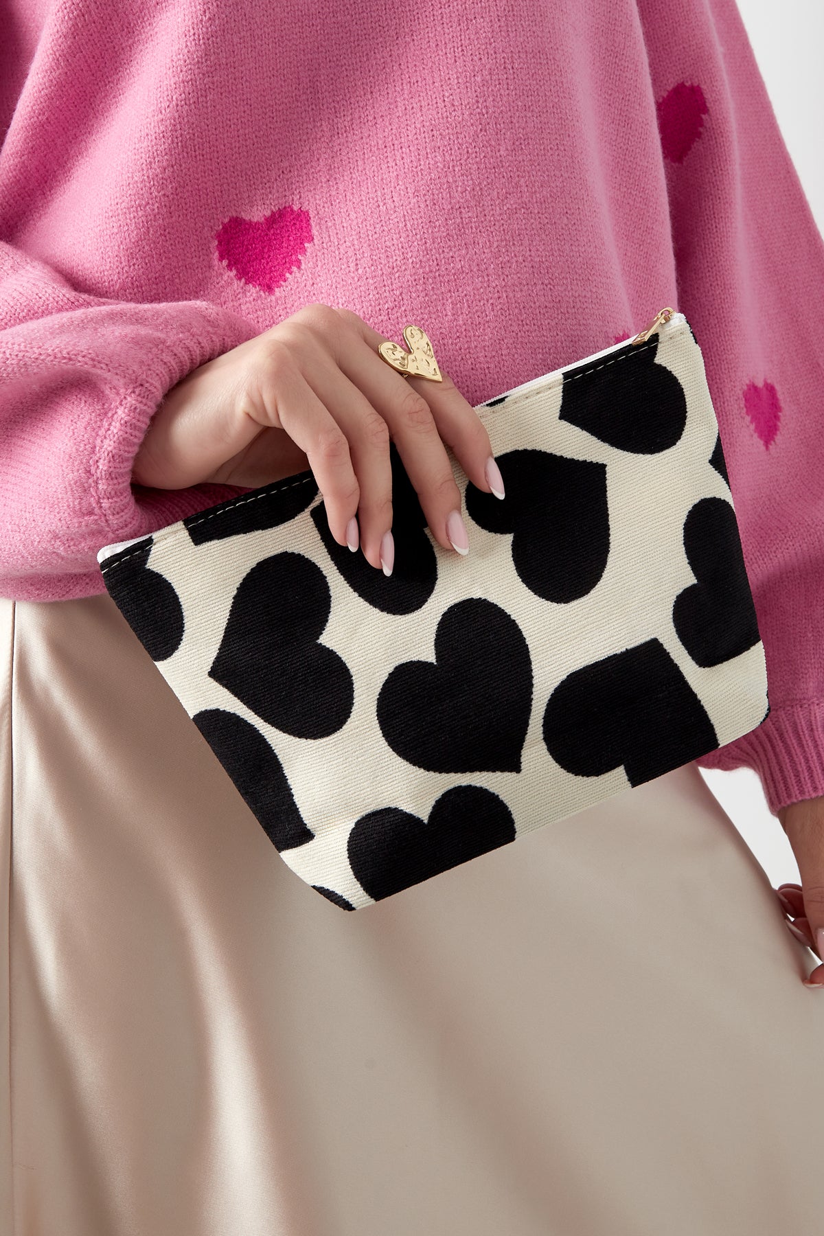 Make-up bag with hearts