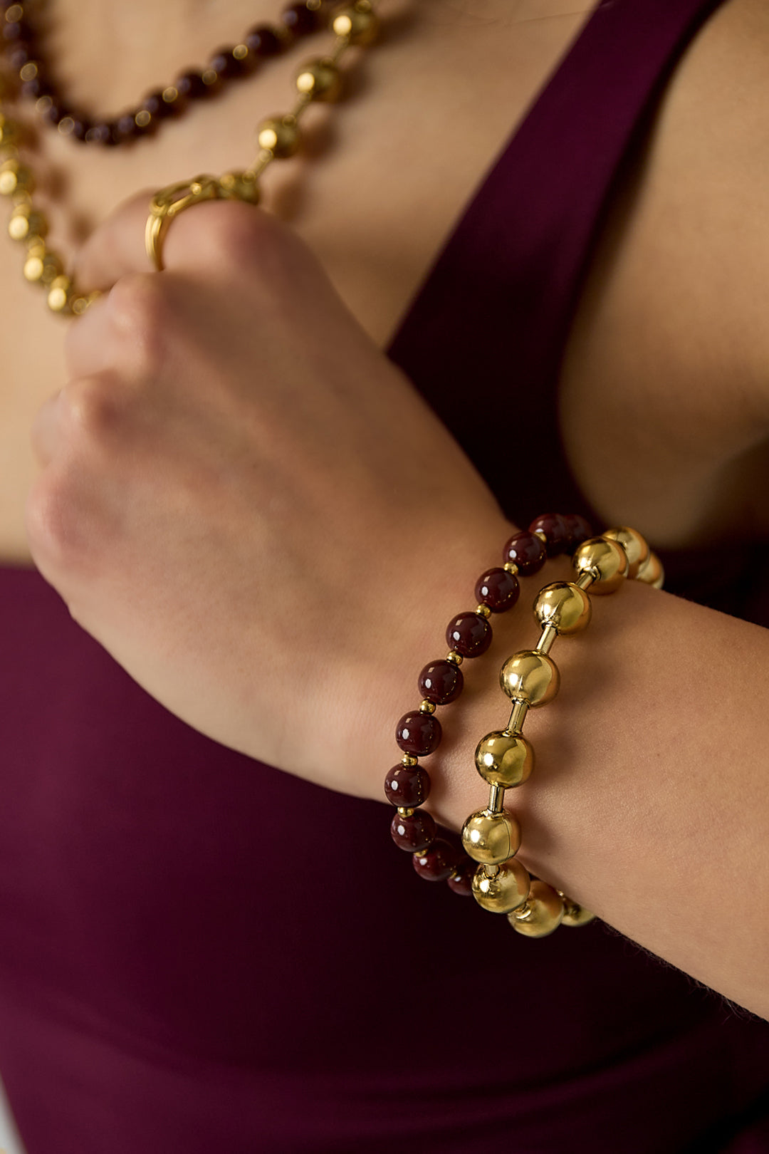 Gekoppelde kralen armbanden