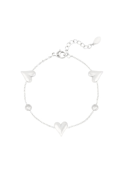 gleaming love bracelet