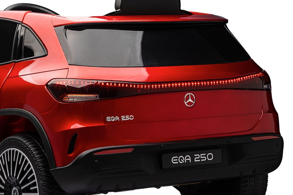 Mercedes-Benz Eqa 250 - Rood